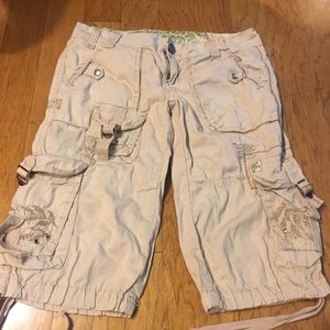 Miss Me brand khaki Capri pants